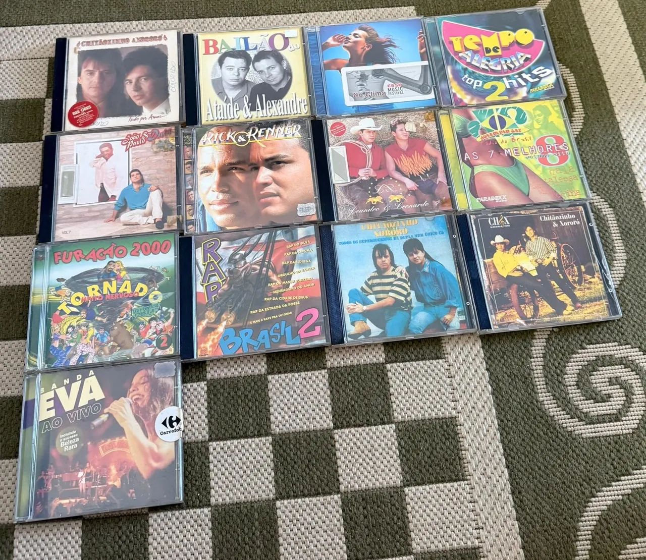 Coleção cds com mais de 300 títulos  - Foto 2