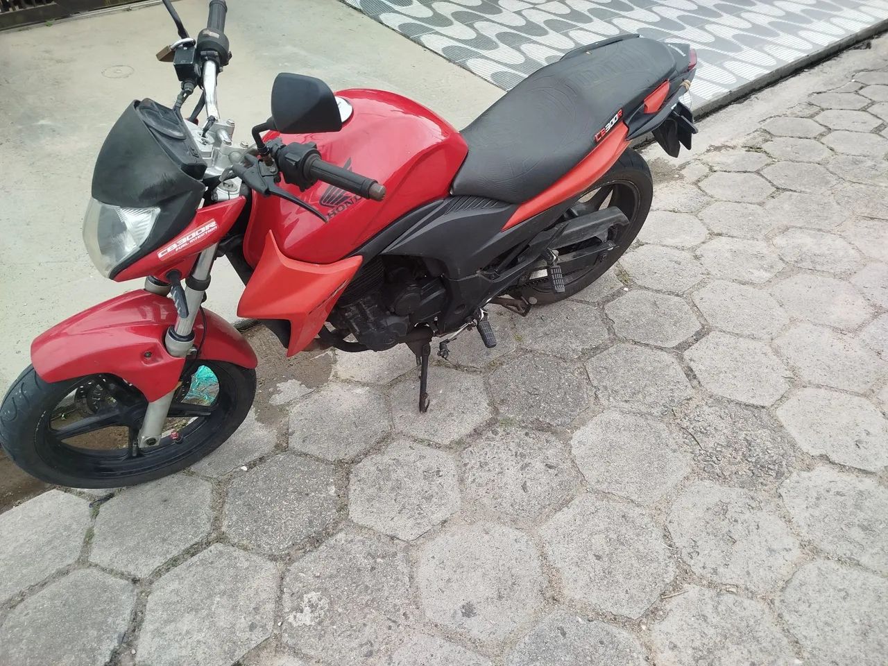 CB 300R  - Foto 2