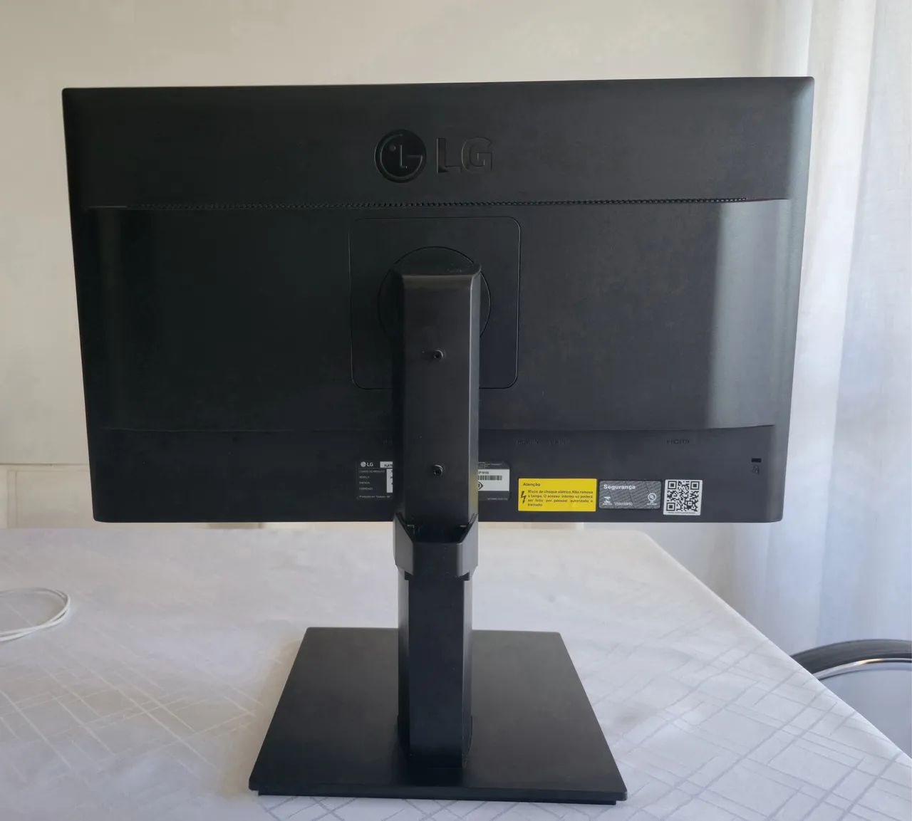 Monitor LG 24BL550J-B - Full HD, IPS, 60Hz, HDMI e OnScreen Control - Foto 4