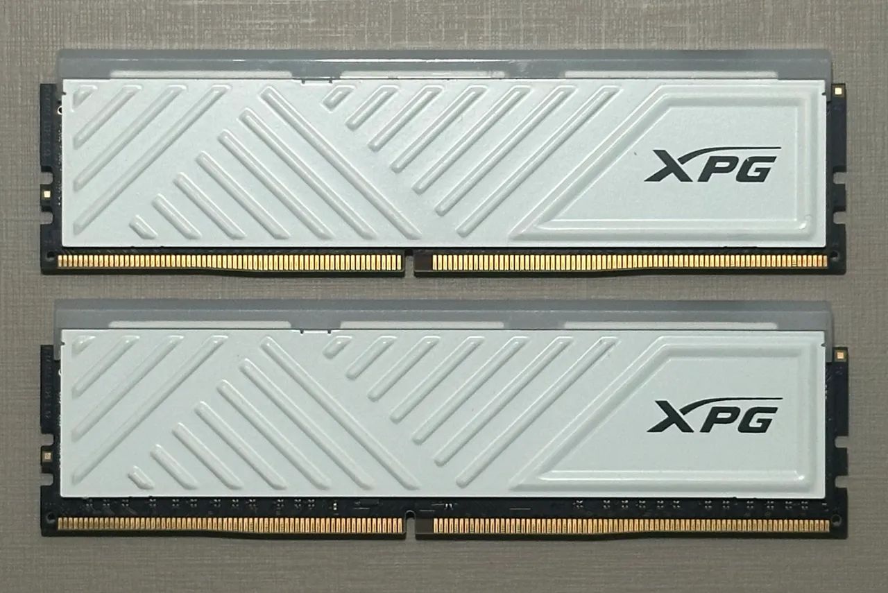 MEMÓRIA RAM 2x16 32GB 3600MHZ CL 18 - XPG