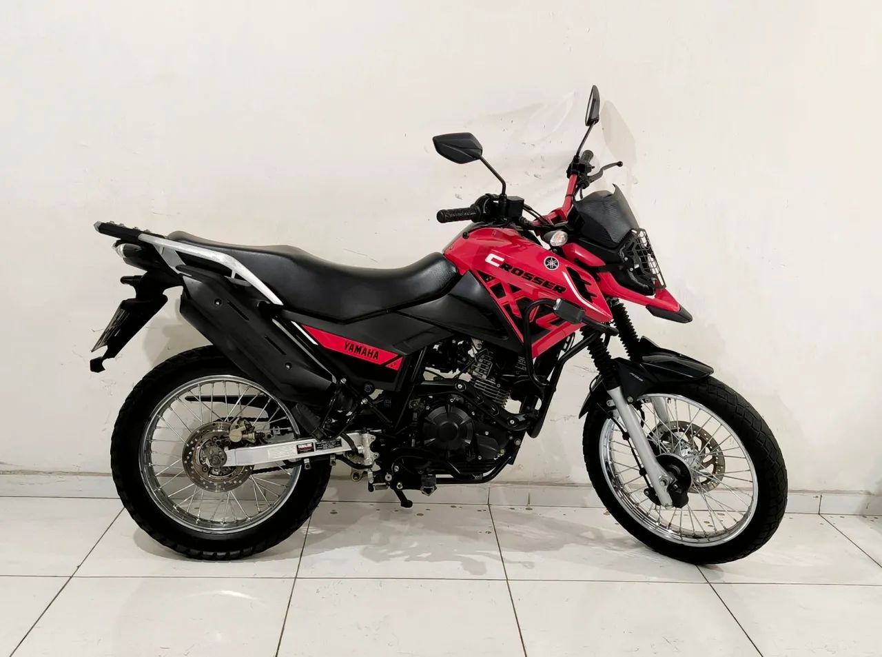 Crosser  2024