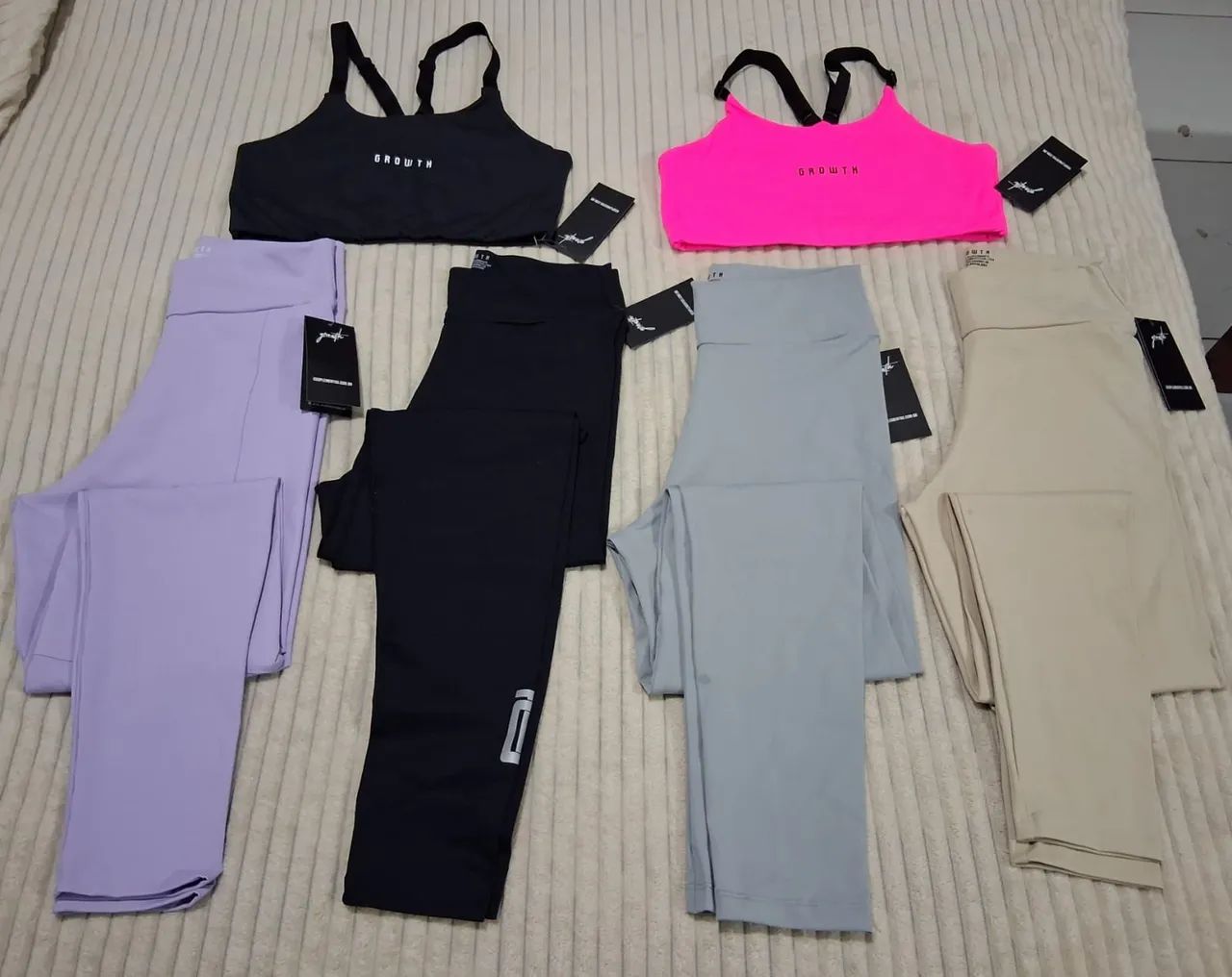 Calças Legging e Tops Fitness - Growth Suplementos (peças novas)