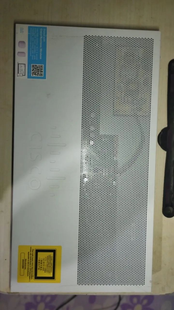CISCO CBS250-24T-4G - Foto 2