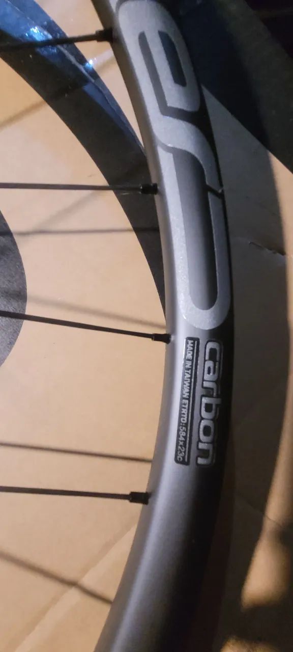 Roda carbono 27,5 cannondale czero  - Foto 5