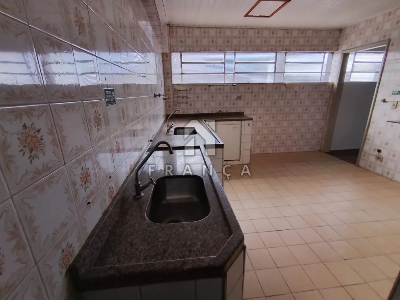 IMÓVEL COMERCIAL PARA LOCAÇÃO - PARQUE ITAMARATI, JACAREÍ - Foto 2