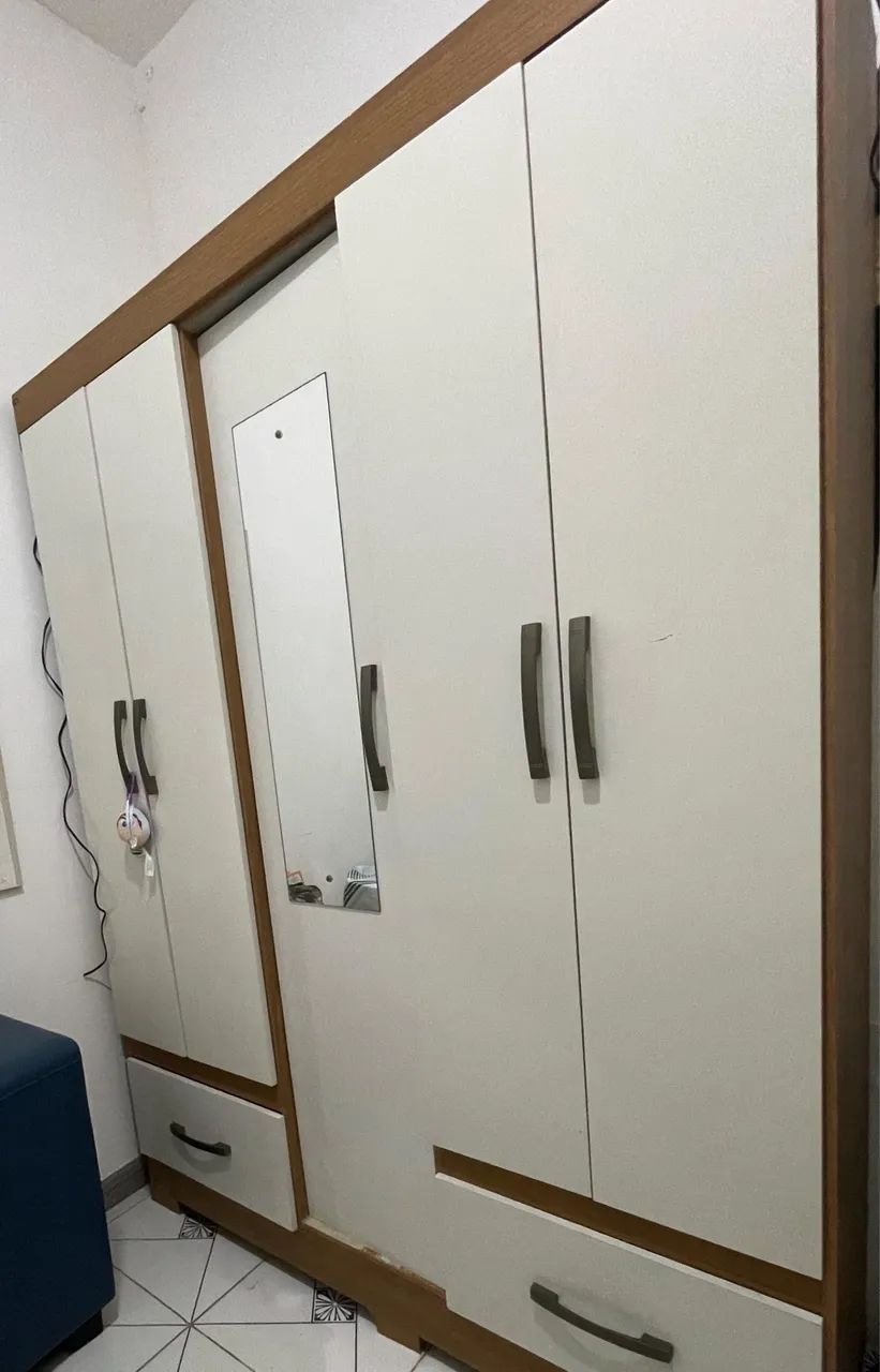 Guarda roupa solteiro 