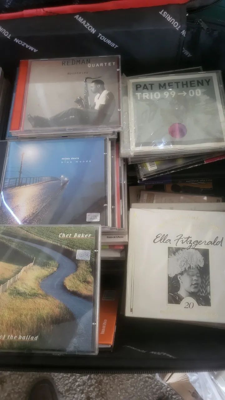Vendo coleção de CDs de jazz a 40 reais cada  - Foto 2
