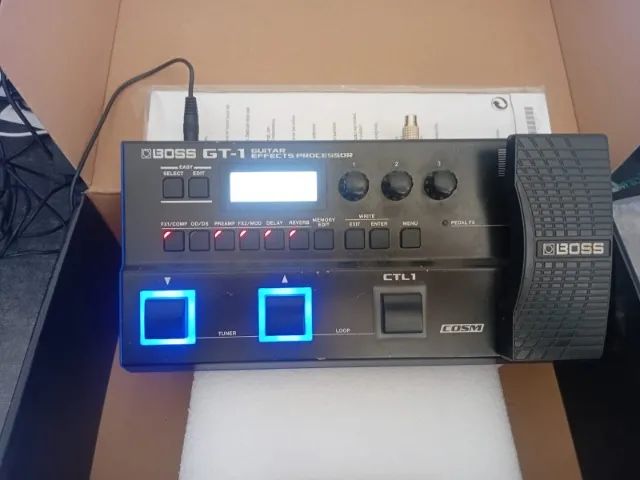 BOSS GT-1 Guitar Effects Processor - Original + Caixa - Foto 2