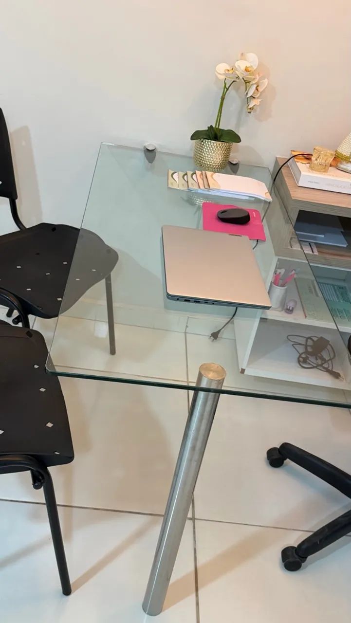 VENDO MESA DE VIDRO - Foto 3