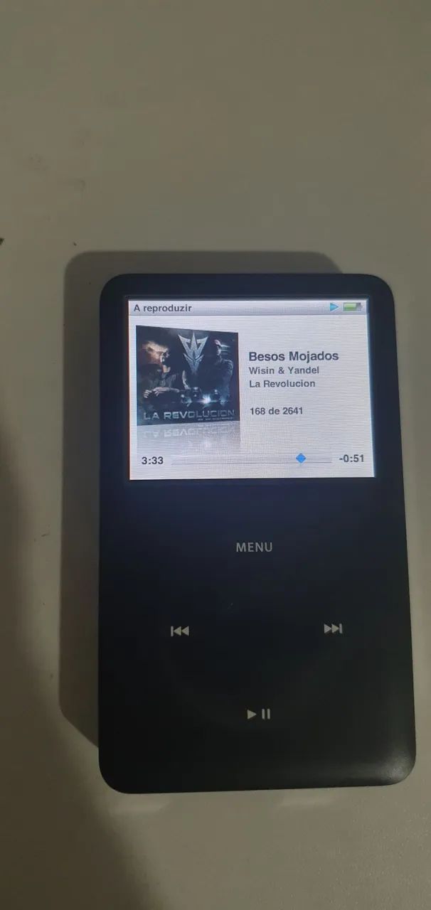 Ipod classic preto trazeira de metal 160 gb bom estado