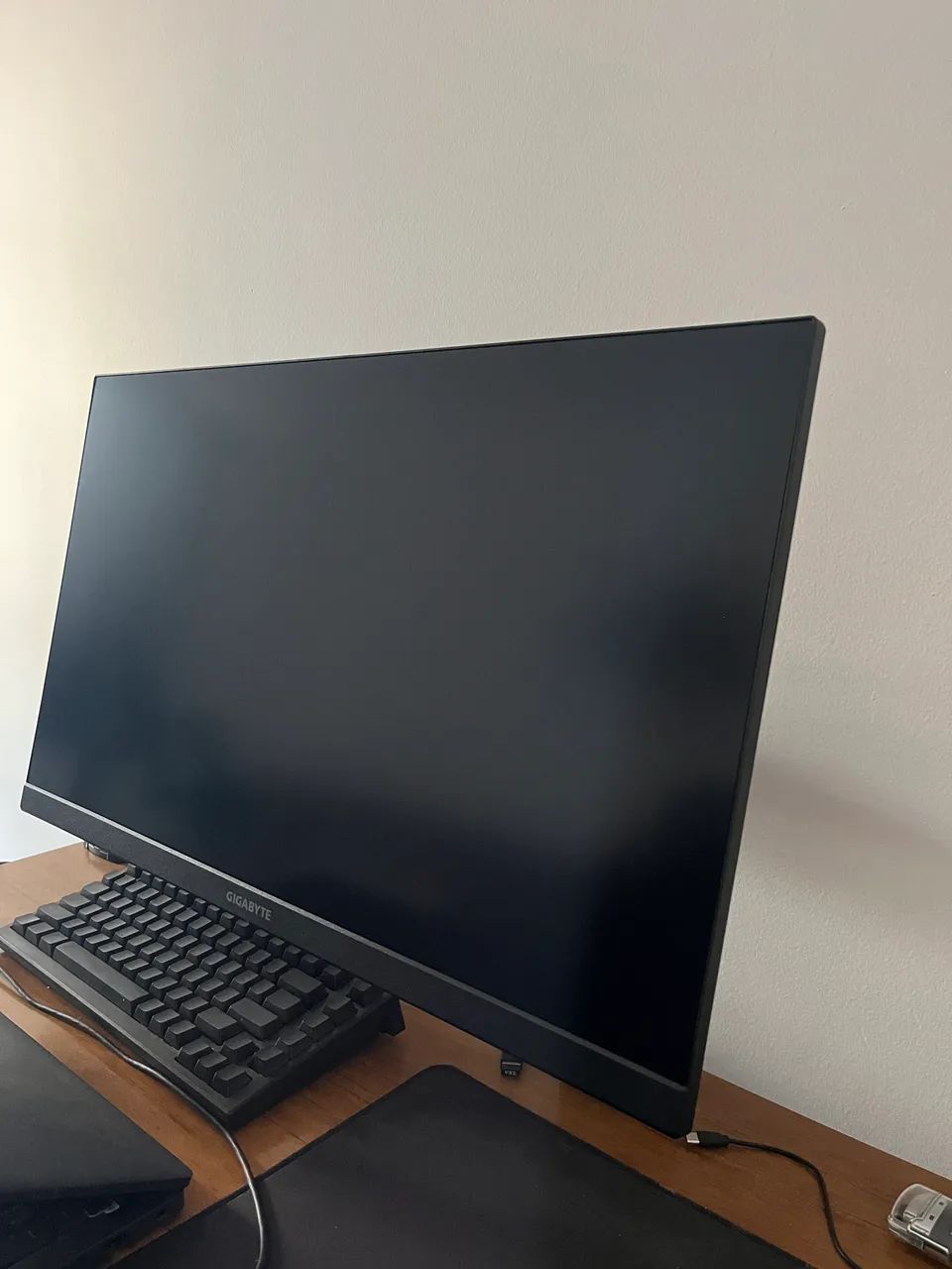 Monitor Gigabyte 2k 27 Pol, 180hz, Fast IPS - Foto 5