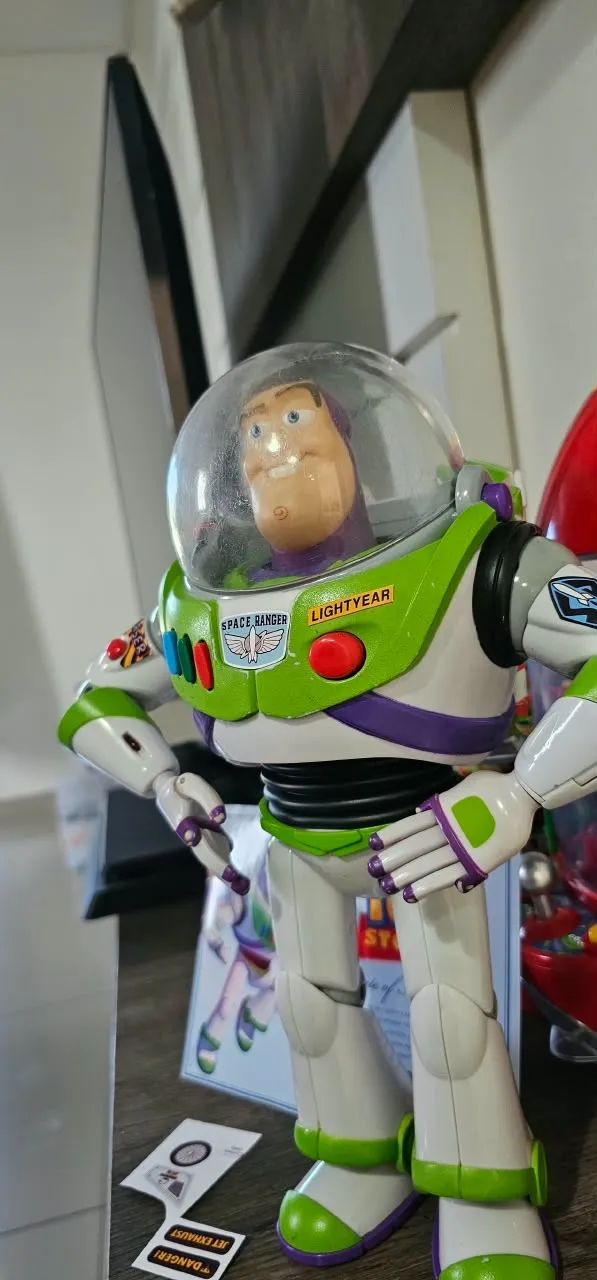 Toy Story - Buzz Lightyear Signature Collection - Foto 3