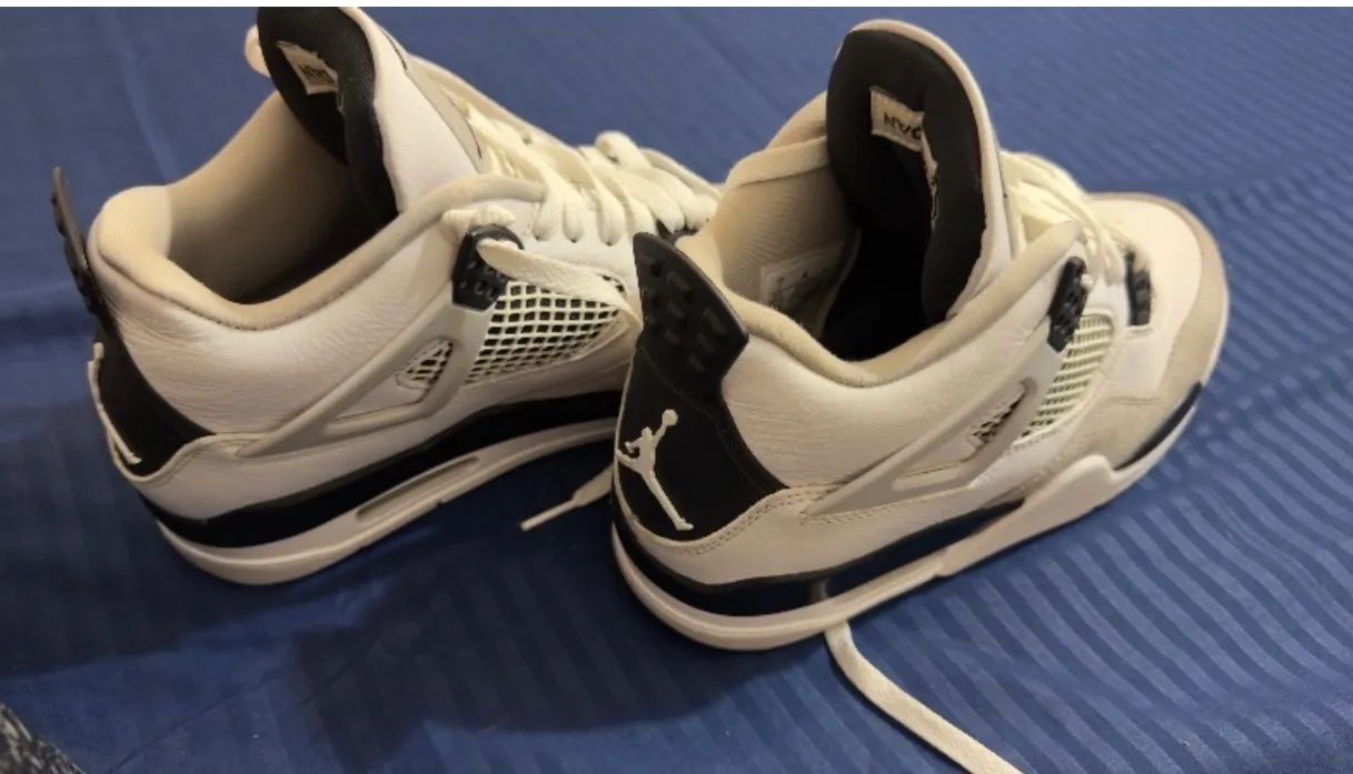 Nike Air Jordan 4 Retrô white/black - Foto 2