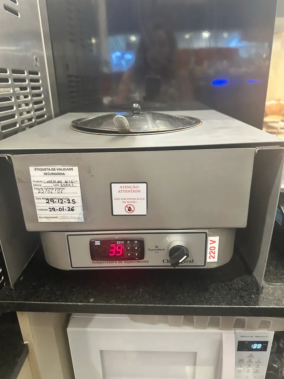 Derretedeira para chocolate 