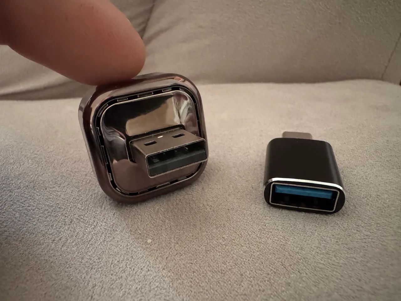 Adaptador Sem Fio CarPlay / Android Auto Sem Fio (Acompanha Adaptador USB-C) - Foto 4