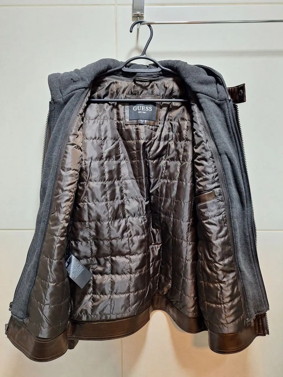 Jaqueta Couro Guess - Foto 2