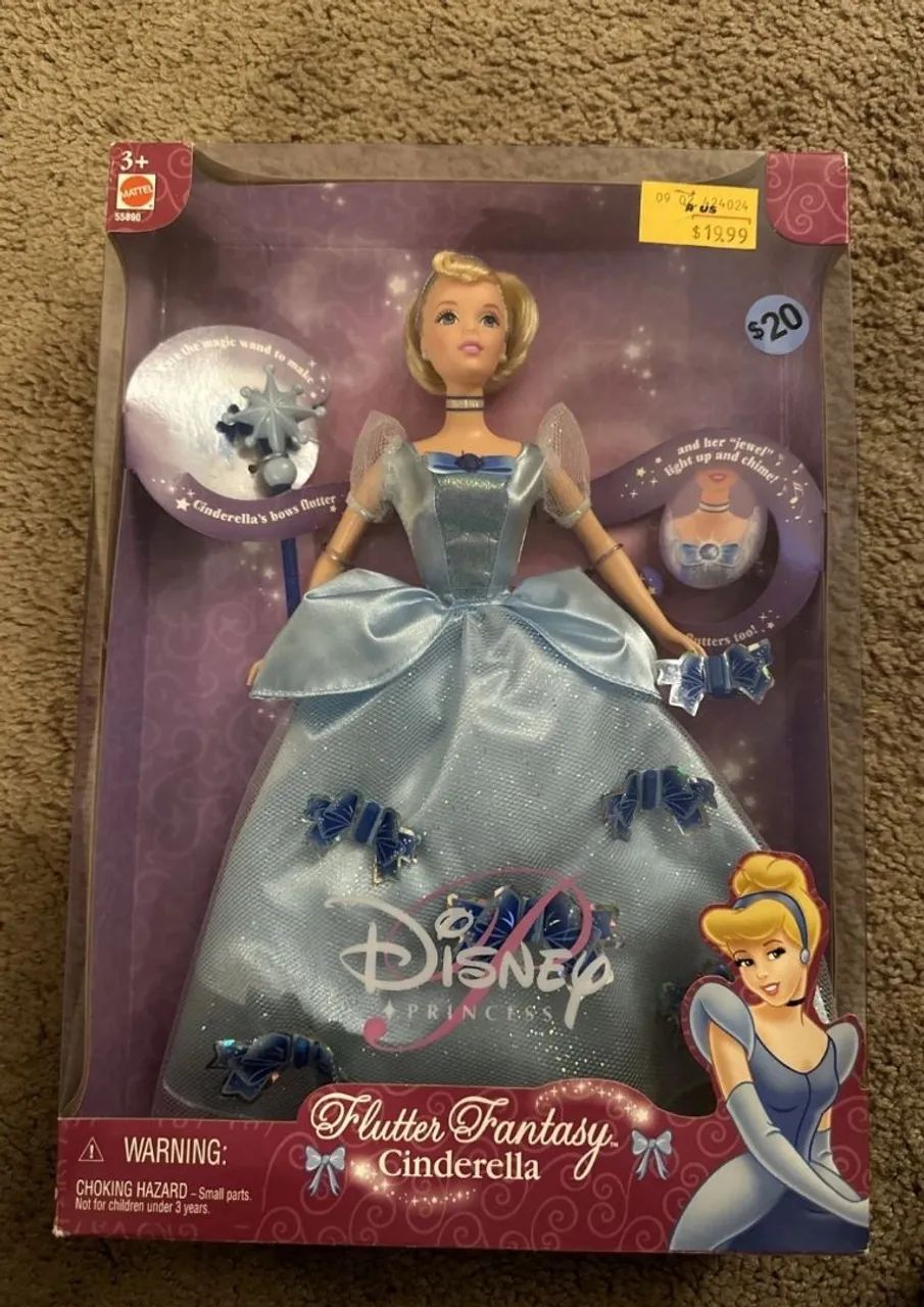 BONECA BARBIE CINDERELA MATTEL (FLUTTER FANTASY) NOVA LADRADA 