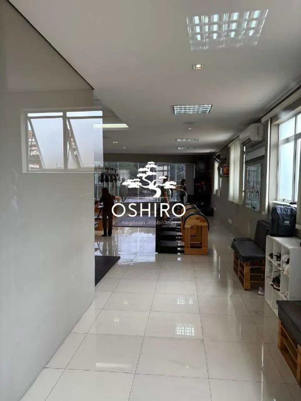 INVESTIDORES! Prédio já locado para renda !