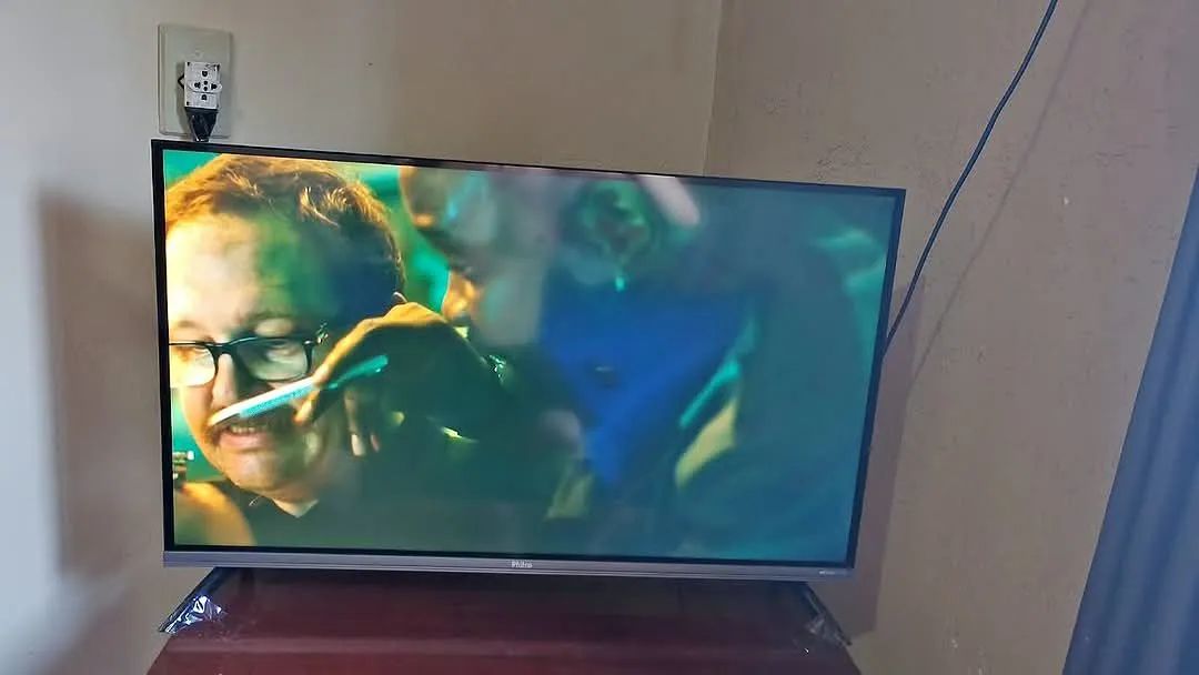 Vendo uma smartv de 32 polegadas está na garantia até dezembro.interessados, chama no ch - Foto 3