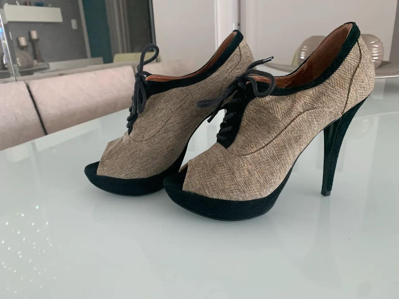 Sapato feminino estilo oxford elegante, linho com textura sútil n. 37 Marca Empório Naka