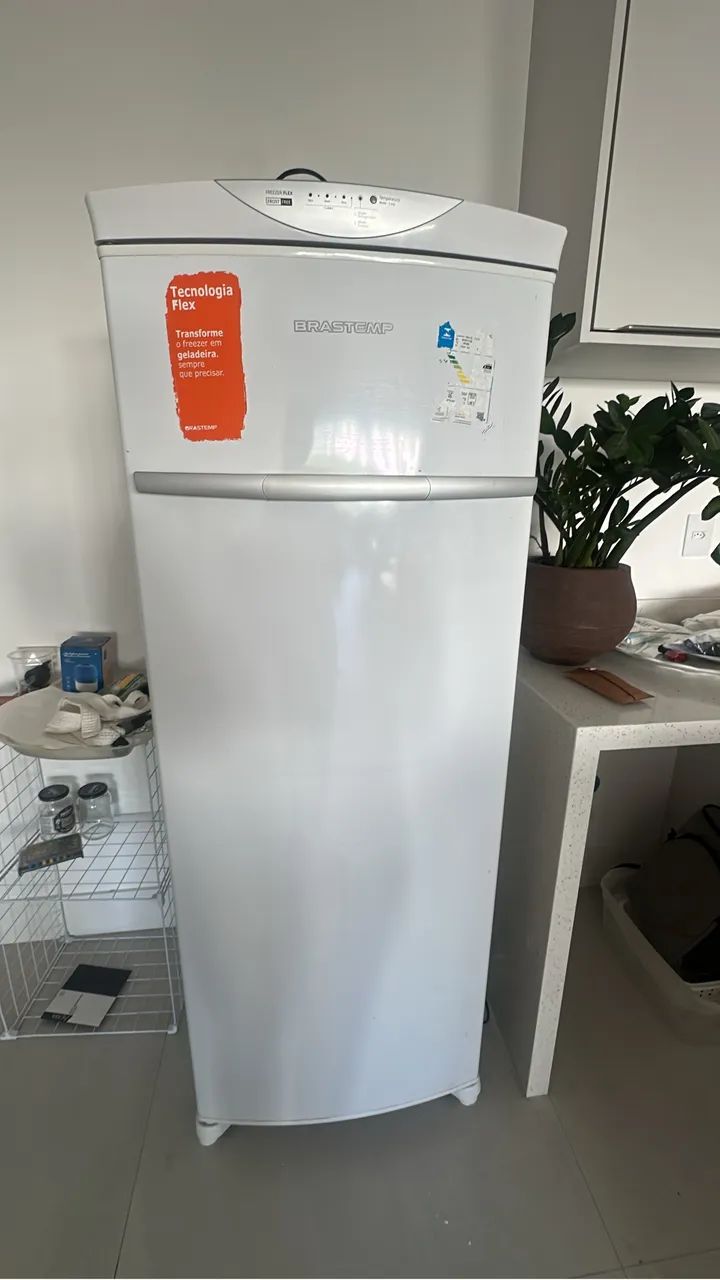 FREEZER/GELADEIRA 