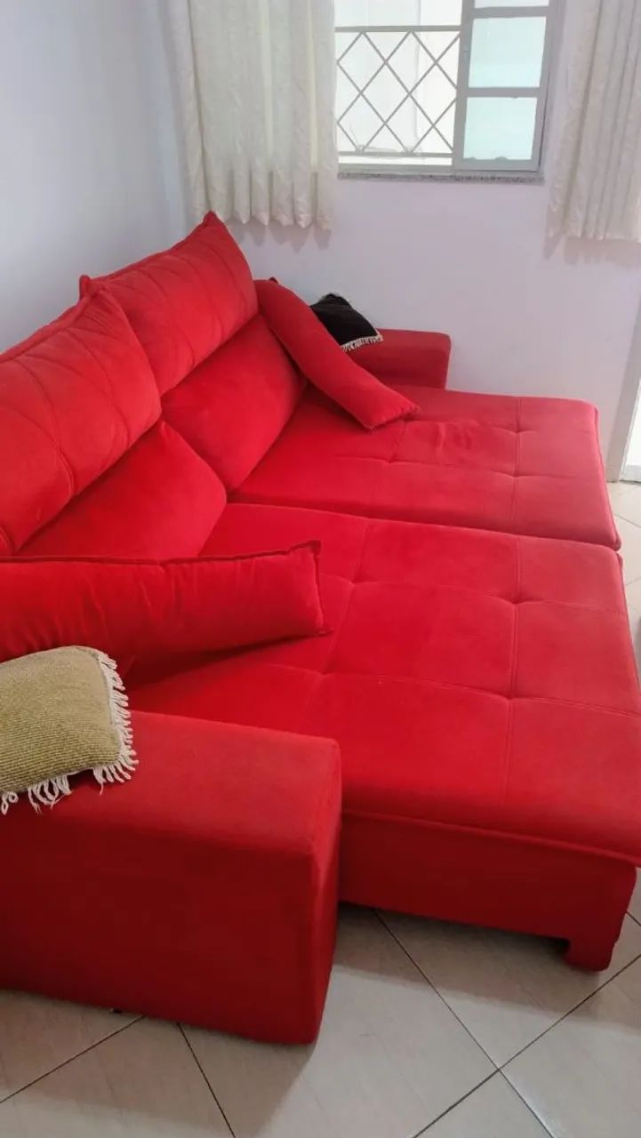 Sofá vermelho retrátil e reclinável novo - Foto 3