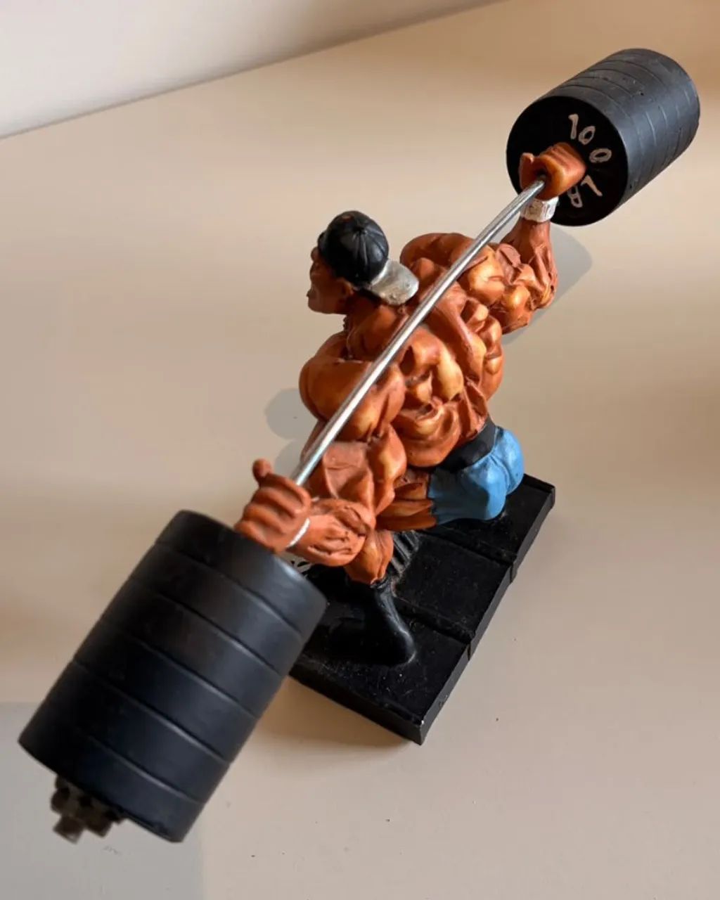 Estatueta Boneco De Musculação Agachamento Max Squat - Foto 4