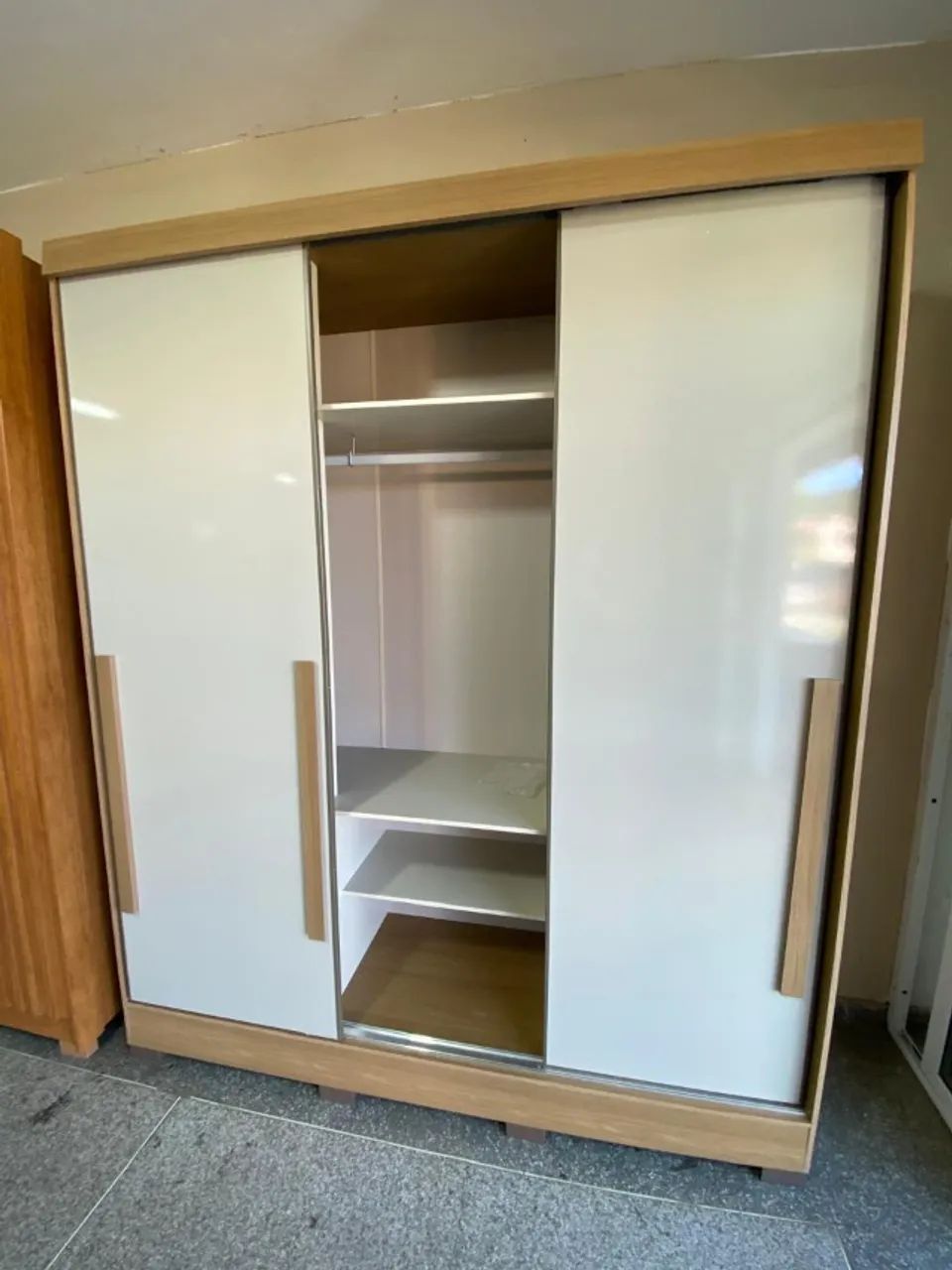 GUARDA ROUPAS NOVO - Foto 4
