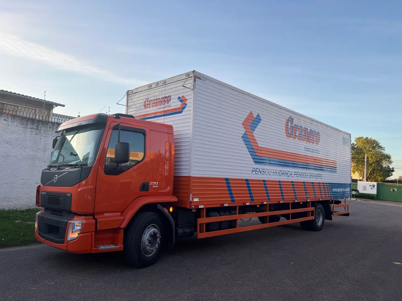 Volvo VM 270 I-shift 4x2 ano 2022 