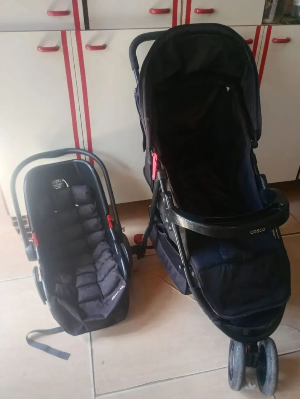 Carrinho + bebê conforto