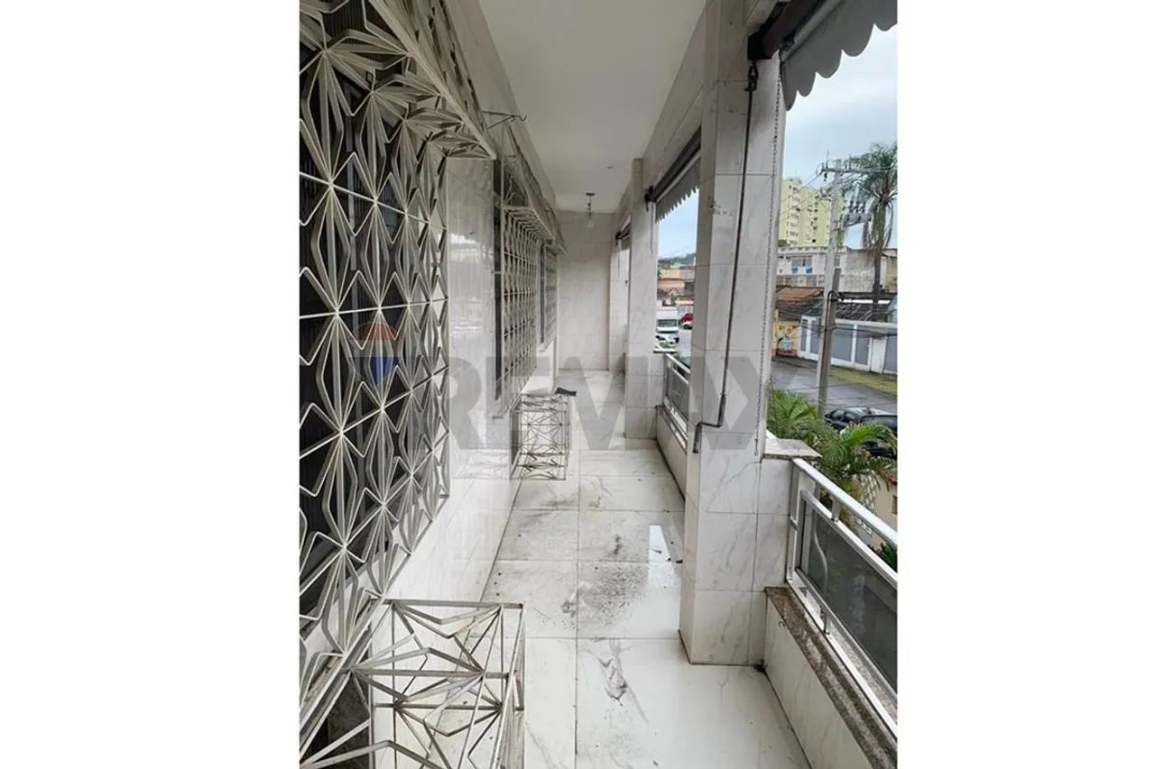 Vendo apartamento amplo e reformado com 3 quartos e 2 vagas em Bento Ribeiro. - Foto 4