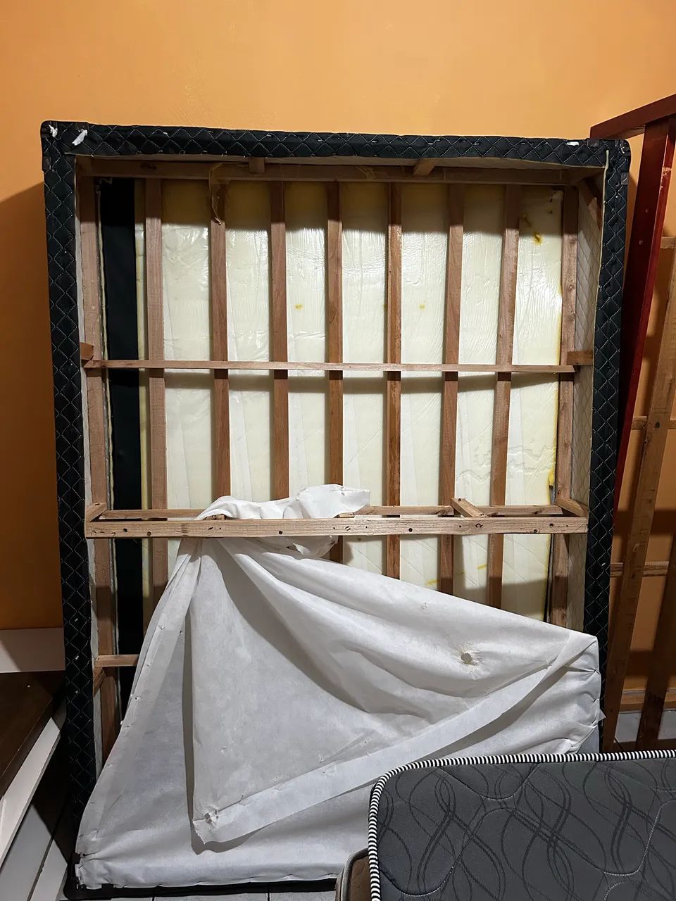 VENDO CAMA BOX CASAL - Foto 4