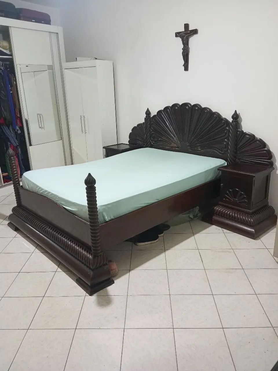 Móveis antigo de madeira, raridade!