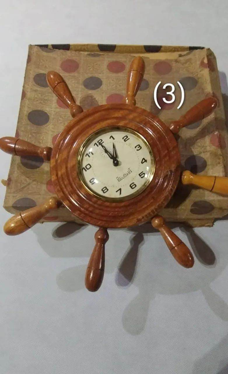 Relógio de parede Reloart Despertador- Corda Manual- Maquina de ferro - víntage