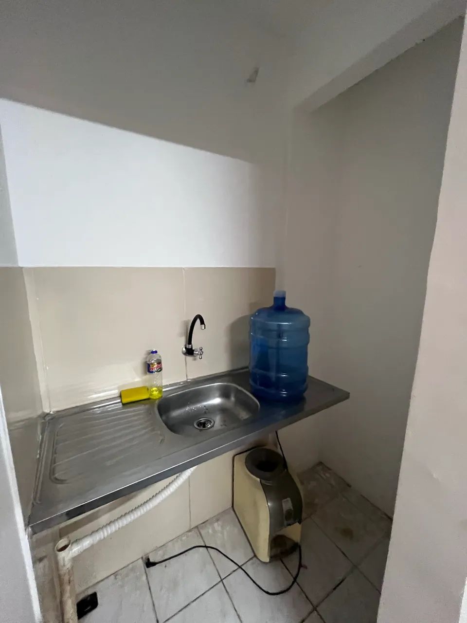 Alugo ponto comercial no Dirceu I - BAIXEI O VALOR  - Foto 2