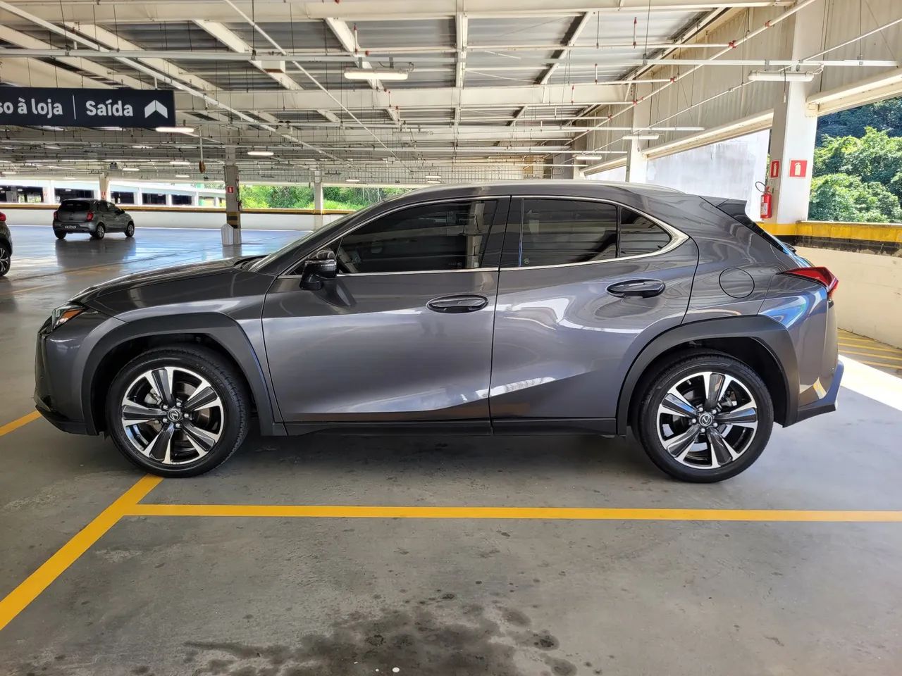 Lexus UX-250h Dynamic 2.0 16V Aut.(hybrid), foto 4 de 15