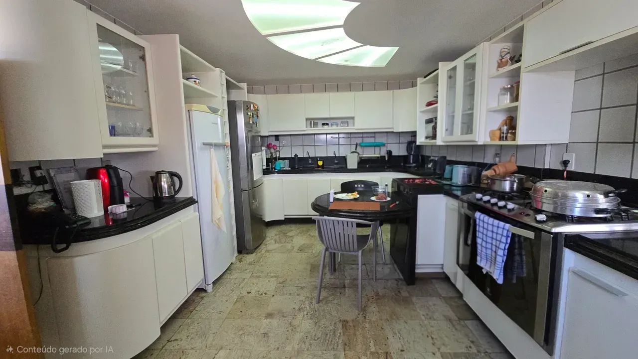 Oportunidade 250 m2 3 suíte - Foto 2