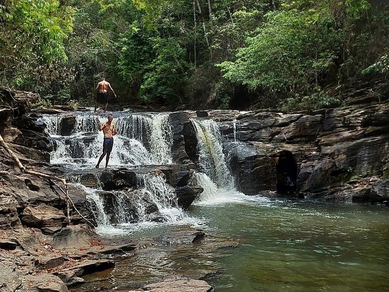 Chácara com Rio - Parque das Águas- GO  - Foto 3