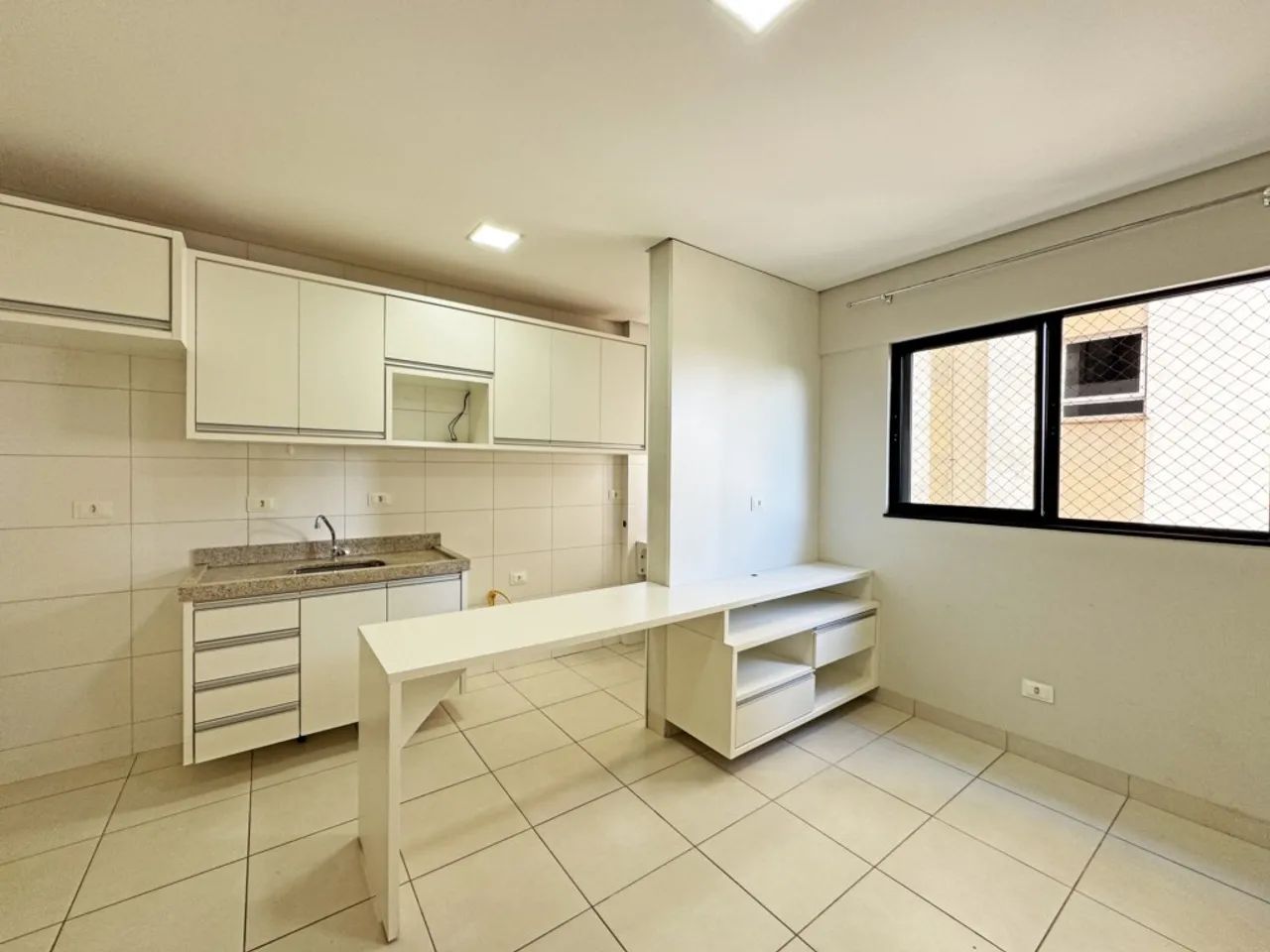 Apartamento 01 quarto - Próximo Estadio Willie Davids