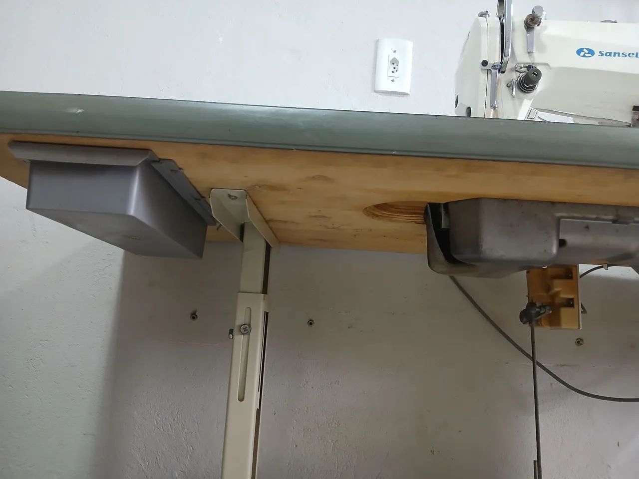 Maquina reta eletronica sansei M-70EQ $ 2,400 - Foto 3