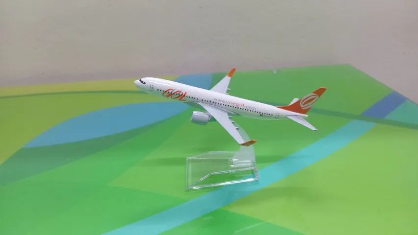 AVIÃO MINIATURA GOL - 16cm  PRESENTE, DECORAÇÃO E DESTAQUE - Foto 2