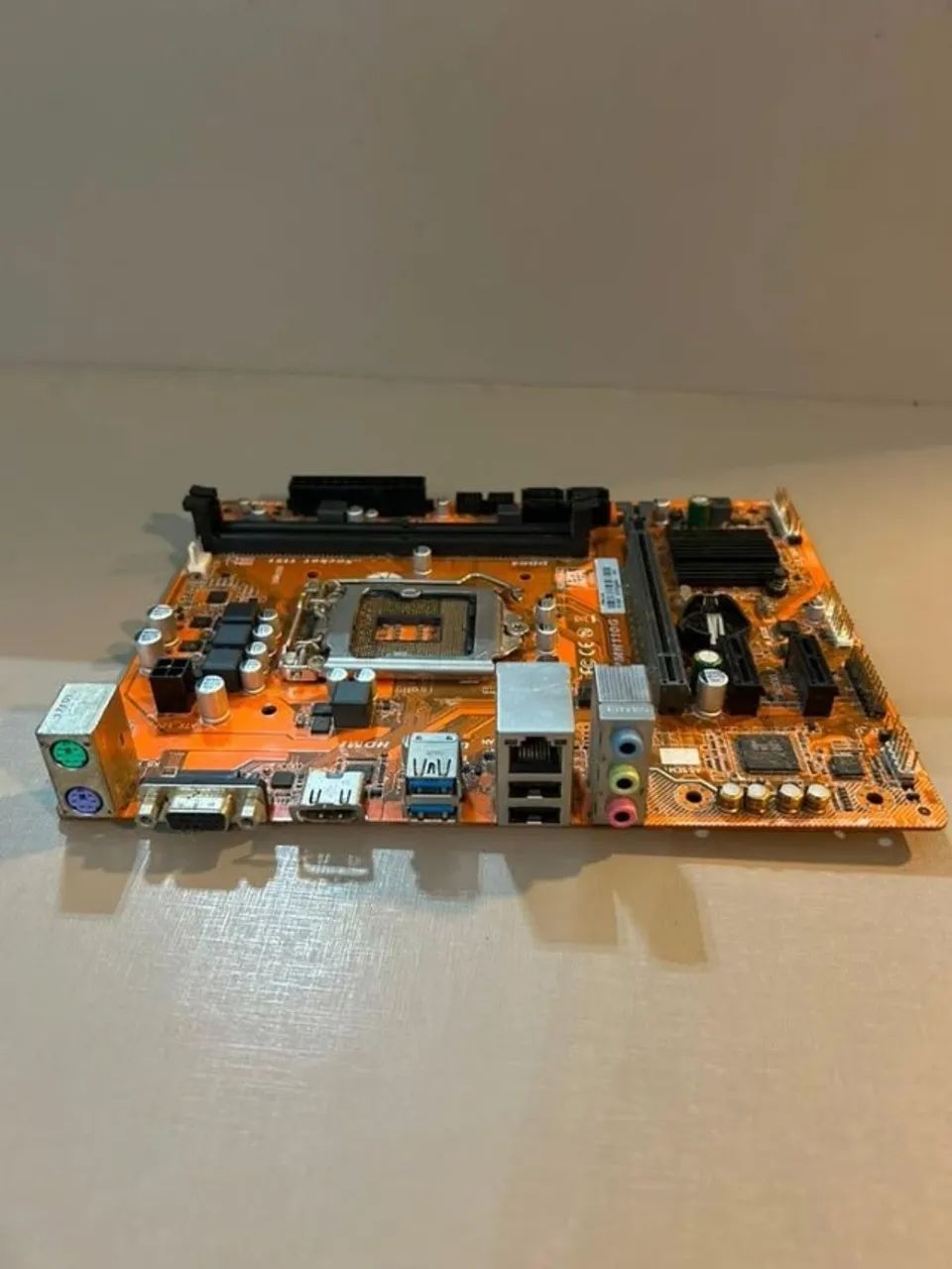 Placa-Mãe PCWare IPMH110G - Socket LGA 1151 DDR4 (No Estado / Sem Teste) - Foto 4
