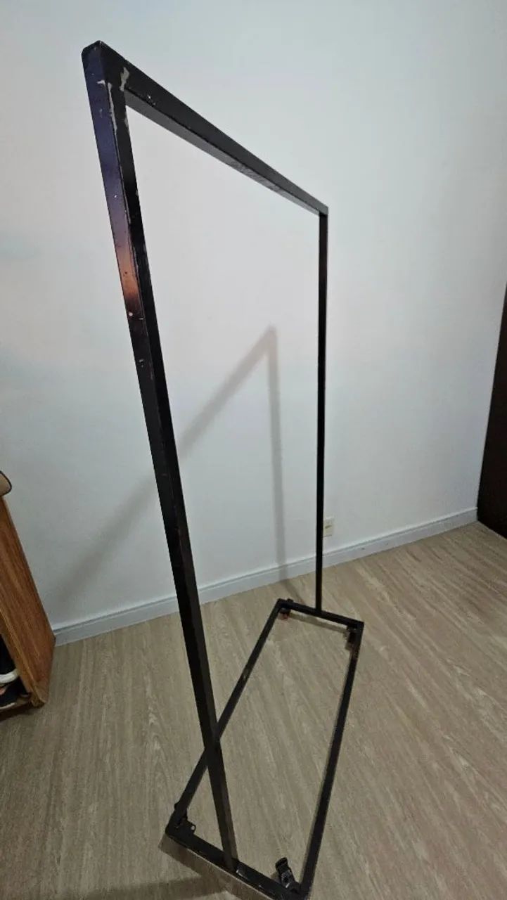 Arara de Roupas - Foto 2
