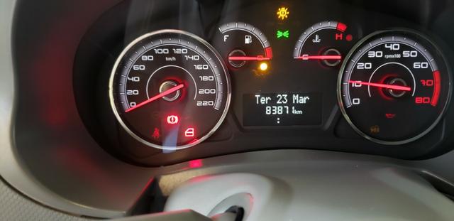 Fiat Palio attractive 1.0 2015 - Foto 8