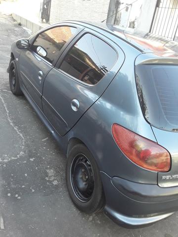 Vende-se Peugeot 206 1.4 - Foto 4