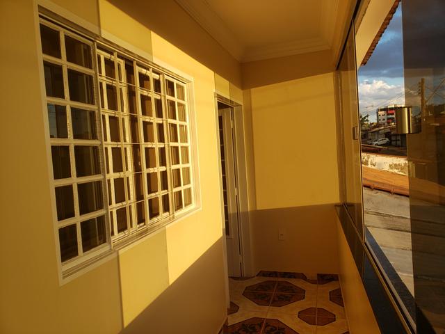 Vendo Excelente Sobrado com 02 Casas. Localizada na QNO 15. Setor "O" - Foto 3