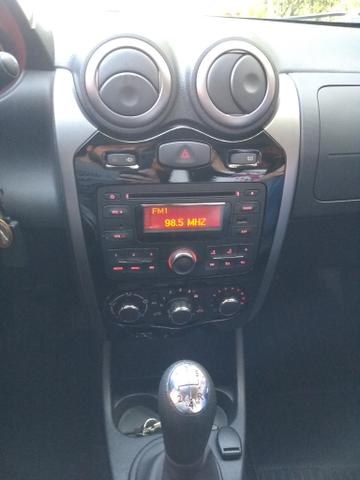 Sandero Expression 2014, Fipe R$26.400 - Foto 6