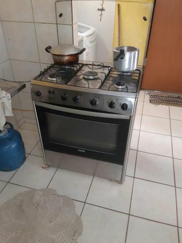 Fogão 250,00