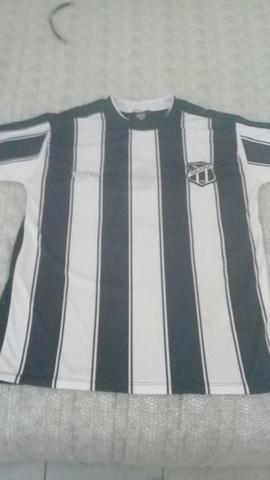 Vendo três blusas do Ceará sendo duas primeira linha e a outra original regata - Foto 3