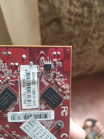 Placa de vídeo AMD hd6450 1 gb e memória DDR2 2gb
